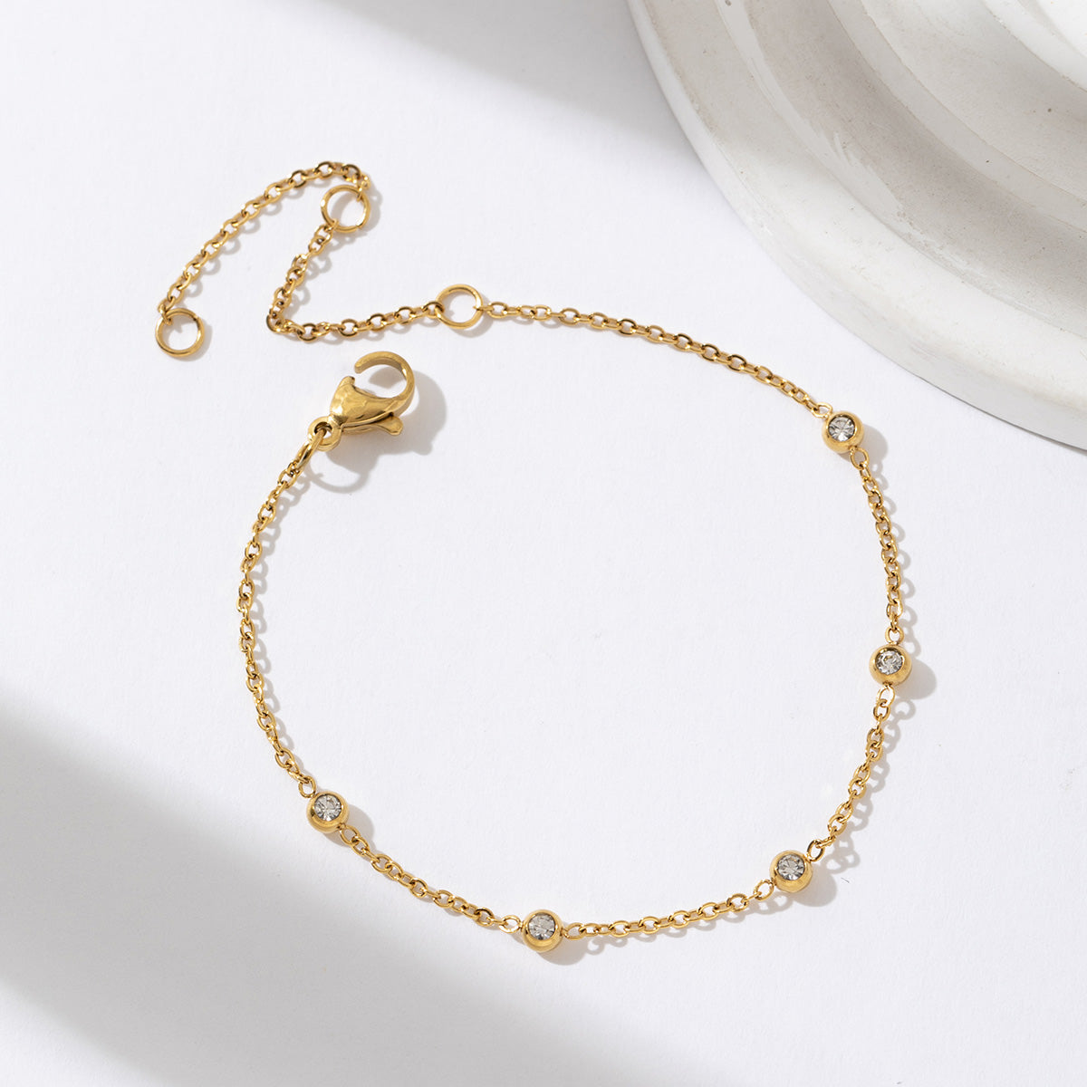 MINIMALIST ZIRCON CHARM BRACELET | 18K GOLD PLATED