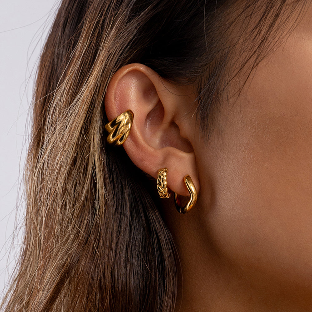 IRREGULAR STAINLESS STEEL HOOP EARRING | GOLD PLATED